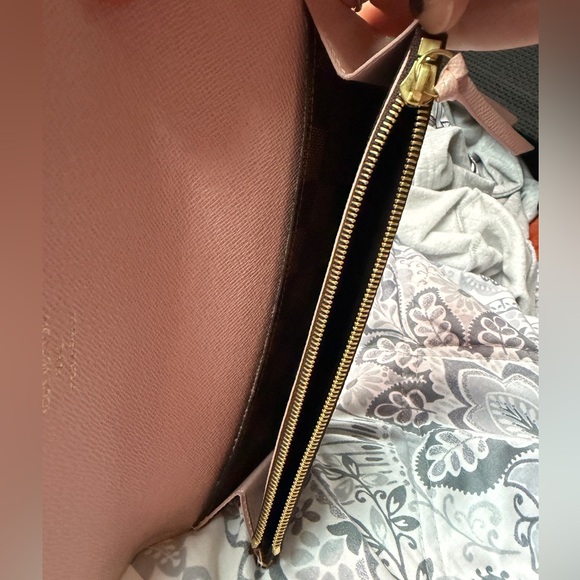 Louis Vuitton Damier Ebene Emelie Wallet - Picture 11 of 15